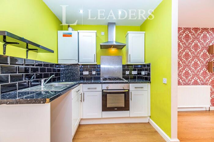 1 Bedroom End Of Terrace House To Rent In Princes Street, Portsmouth, PO1