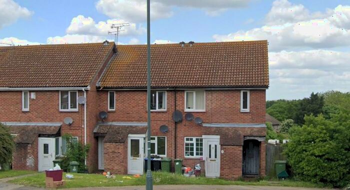 1 Bedroom Maisonette To Rent In Wyatt Road, Crayford, Kent, DA1