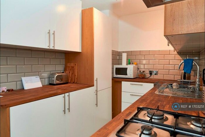 1 Bedroom Flat To Rent In Theseus Walk, London, N1