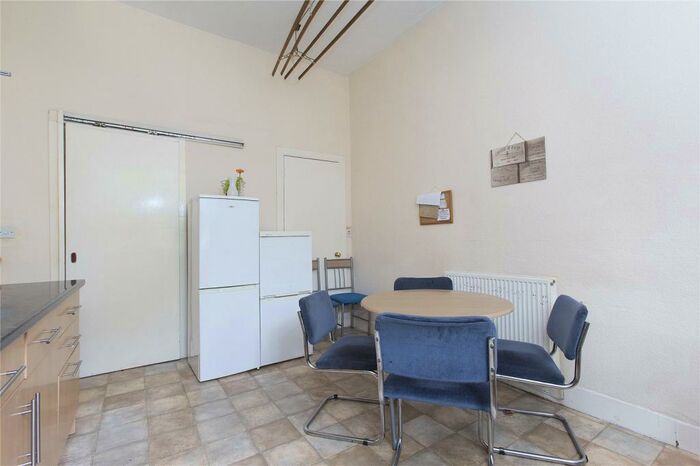 3 Bedroom Apartment To Rent In Hope Park Crescent, The Meadows, Edinburgh, EH8