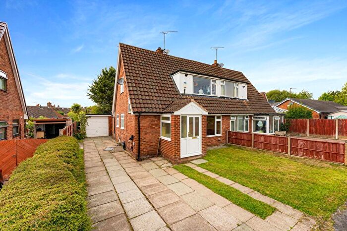 3 Bedroom Bungalow For Sale In Cotswold Close, Upton, CH2