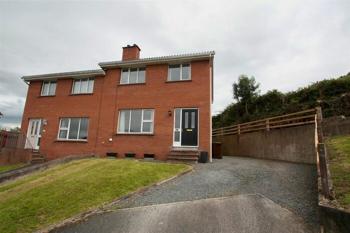 3 Bedroom Semi-Detached House To Rent In Grove Crescent, Ballynahinch, BT24