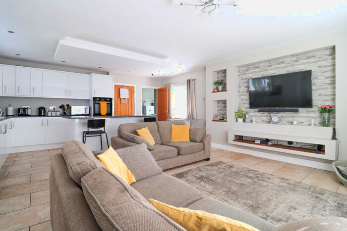 3 Bedroom Bungalow For Sale In Wildbriar Close, West Winch, King's Lynn, PE33