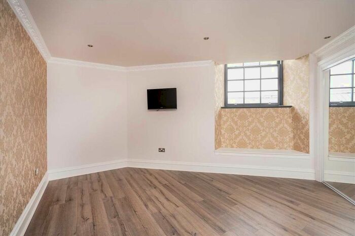 2 Bedroom Flat For Sale In Cow Wynd, Falkirk, FK1