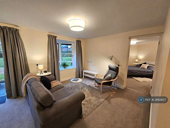 1 Bedroom Flat To Rent In Claverton Court, Chester, CH4