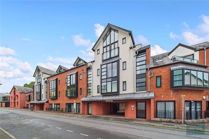 2 Bedroom Apartment For Sale In St Edmonds Court, Exeter, EX4