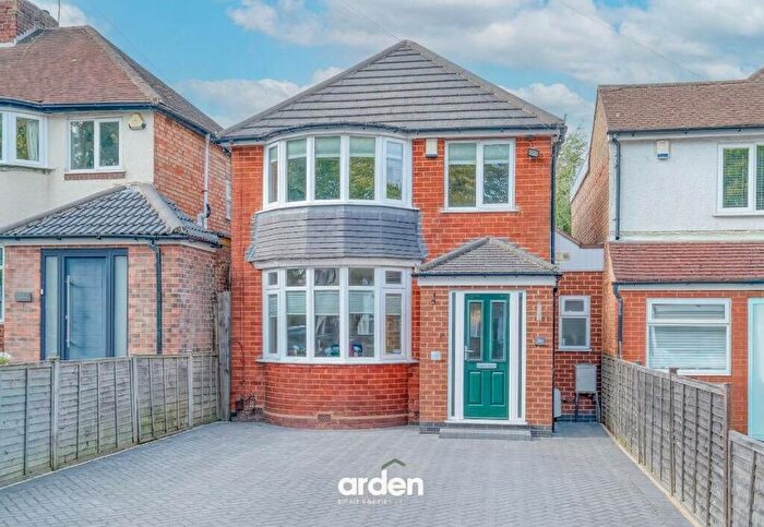 3 Bedroom Detached House For Sale In Stroud Road, Shirley, B90