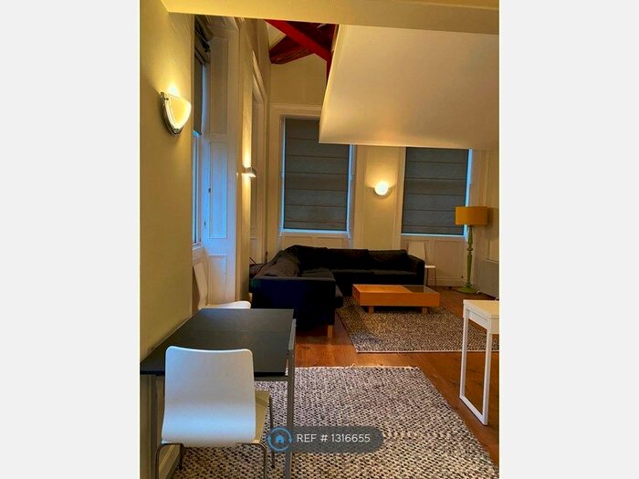 2 Bedroom Flat To Rent In Delaunay House, Bradford BD1