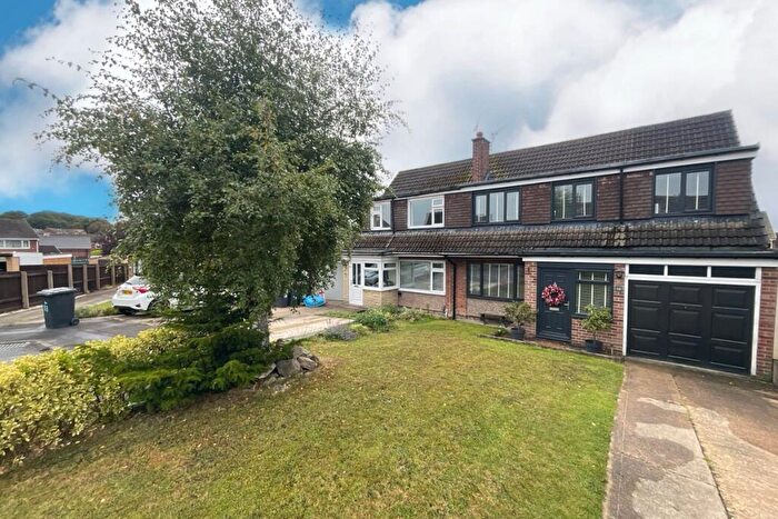 4 Bedroom Semi-Detached House For Sale In Cradley Drive, Aston, Sheffield, Rotherham, S26