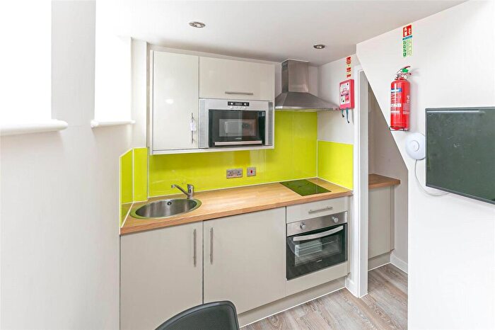 1 Bedroom Maisonette To Rent In Crown House, - Prince Street, City Centre, Bristol, BS1