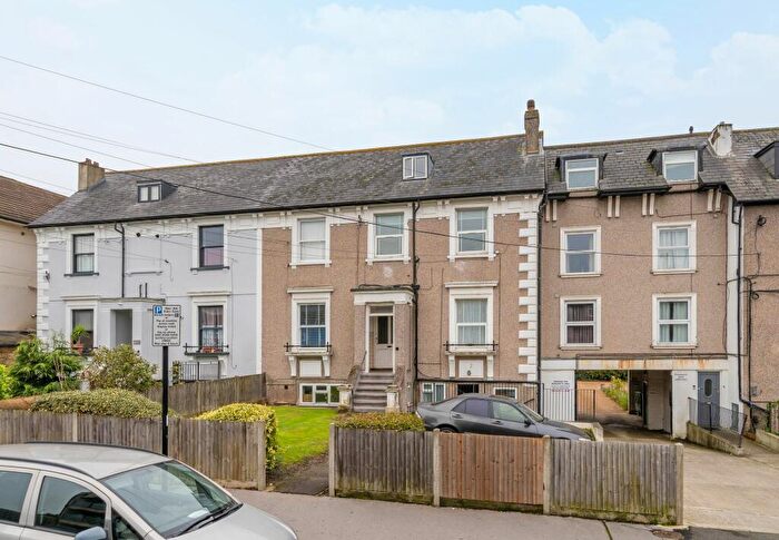 1 Bedroom Flat To Rent In Holmesdale Road, London, SE25