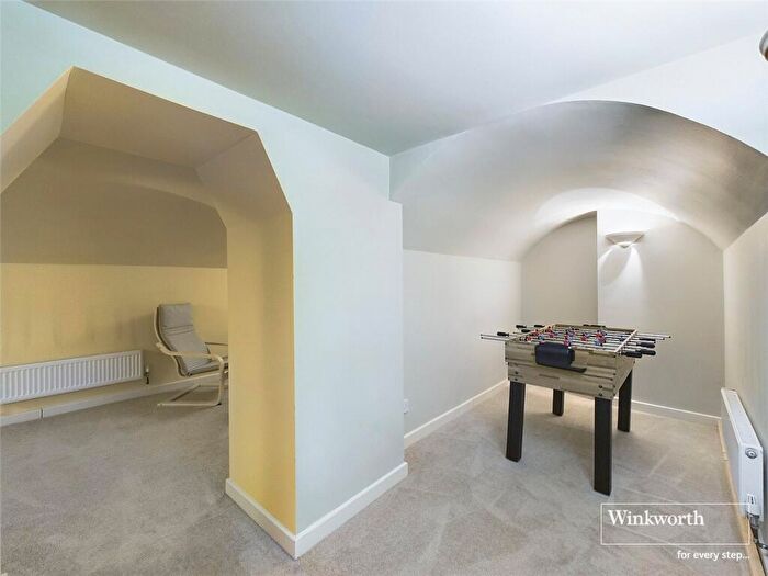 2 Bedroom Apartment To Rent In Albion Terrace, London Road, Reading, Berkshire, RG1