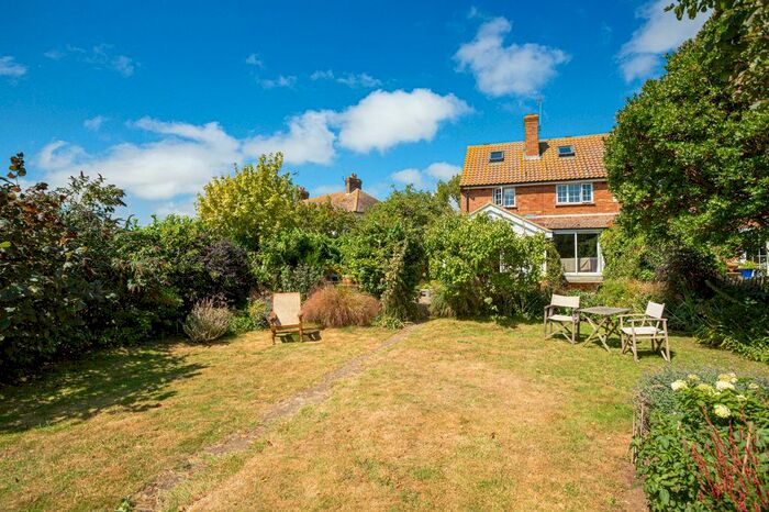 5 Bedroom Semi-Detached House For Sale In Sandbanks Lane, Graveney, ME13