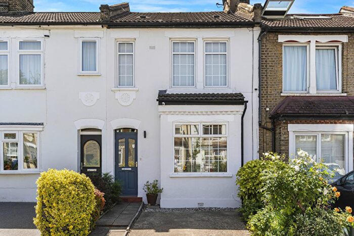 3 Bedroom Terraced House For Sale In Havelock Road, Bromley, BR2