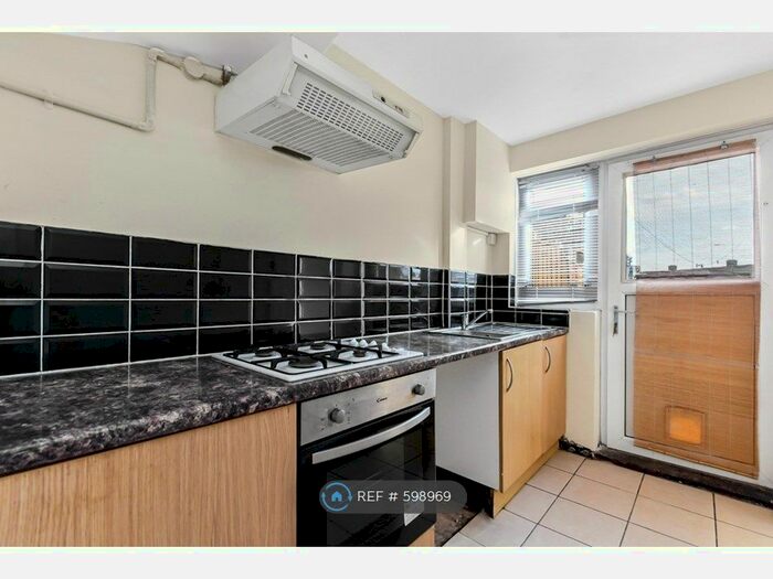 2 Bedroom Terraced House To Rent In Cornworthy Road, Dagenham, RM8