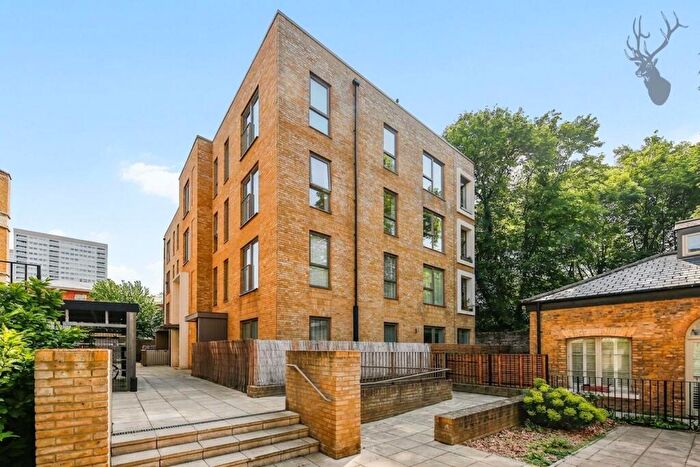 1 Bedroom Apartment For Sale In Richard Tress Way, Sireen Apartments, E3