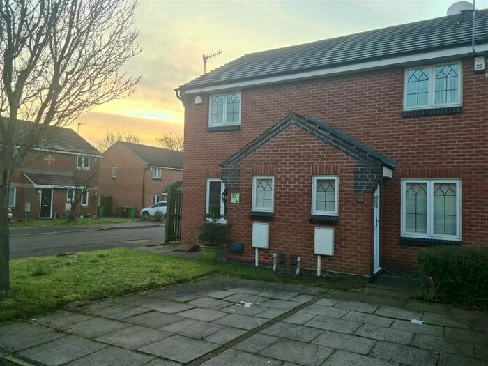 2 Bedroom Property To Rent In Blackthorn Drive, Nottingham NG6