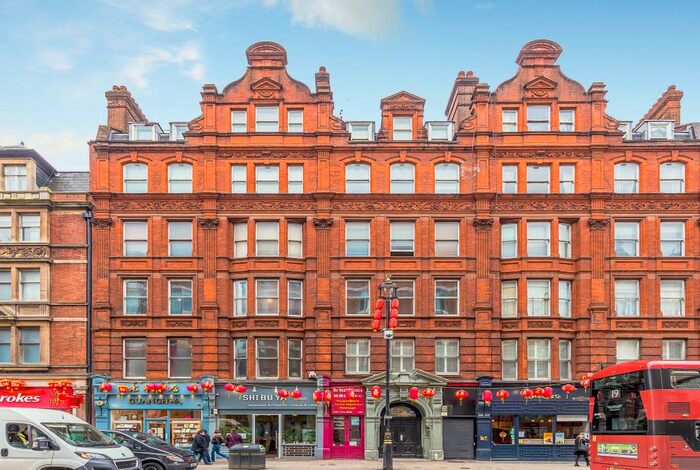 2 Bedroom Flat To Rent In Shaftesbury Avenue, London, W1D