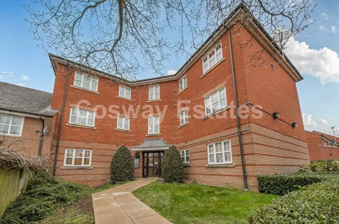 2 Bedroom Apartment For Sale In Shillingford Close, Mill Hill, NW7