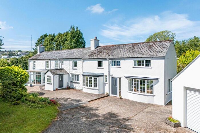 5 Bedroom Detached House For Sale In Quarry Road, Pensilva, PL14