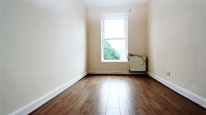 1 Bedroom Flat To Rent In Friern Barnet Road, New Southgate, N11