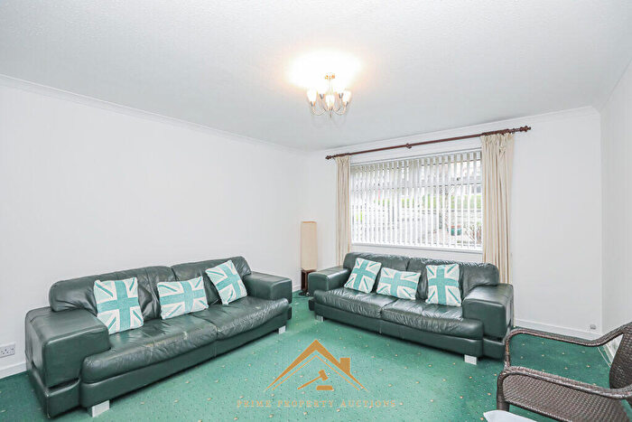 3 Bedroom End Of Terrace House For Sale In Abergeldie Terrace, Aberdeen, AB10