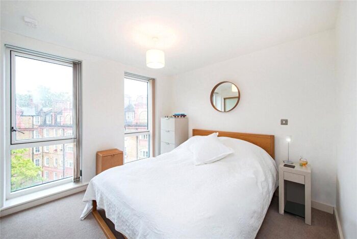 1 Bedroom Flat To Rent In St Pancras Way, Kings Cross, NW1