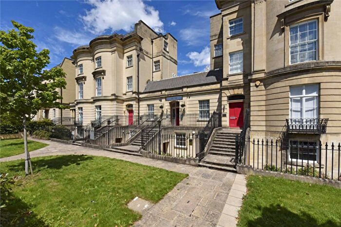 2 Bedroom Apartment To Rent In Kings Road, Reading, RG1