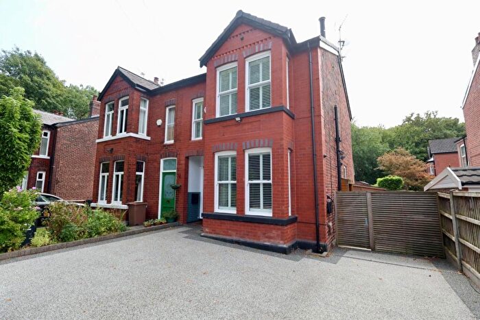 4 Bedroom Semi-Detached House For Sale In Park Road, Monton, M30