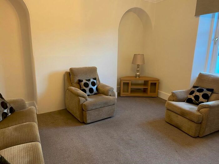 1 Bedroom Flat To Rent In View Terrace, Rosemount, Aberdeen, AB25