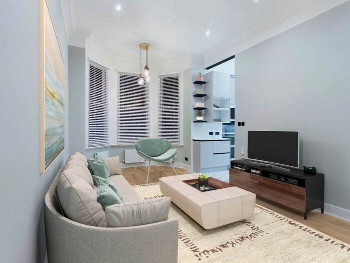 2 Bedroom Flat To Rent In Fellows Road, London, NW3