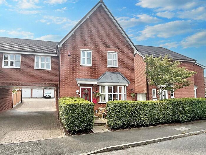 4 Bedroom Link Detached House For Sale In Parklands Drive, Weston, CW2
