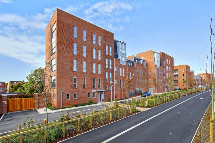 2 Bedroom Flat To Rent In Cezanne Road, London, W3