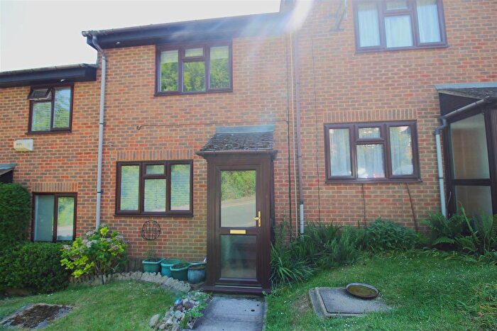 1 Bedroom Terraced House To Rent In Bookerhill Road, High Wycombe, HP12