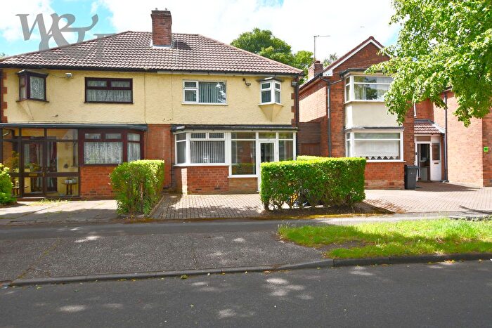 3 Bedroom Semi-Detached House For Sale In Crowther Road, Birmingham, B23