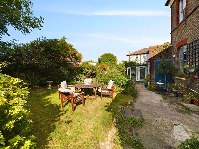 5 Bedroom Detached House For Sale In St Peters Park Road, Broadstairs, CT10