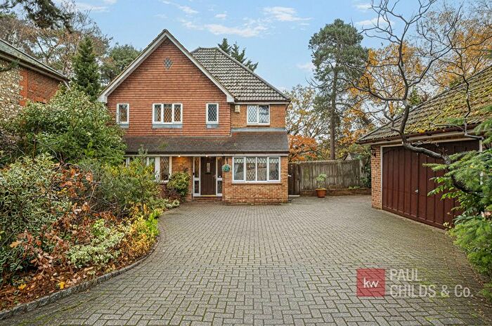 4 Bedroom Detached House For Sale In Butler Road, Bagshot, GU19