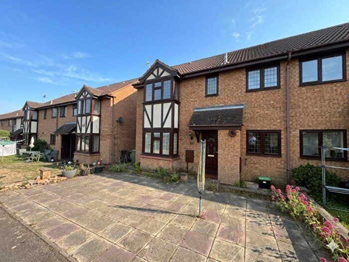 2 Bedroom Terraced House For Sale In Millwright Way, Flitwick, MK45