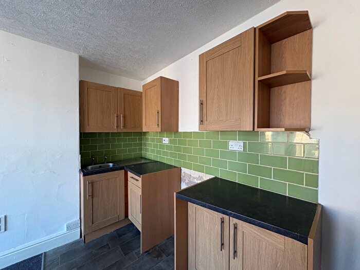 1 Bedroom Flat To Rent In Saville Road, Blackpool, FY1