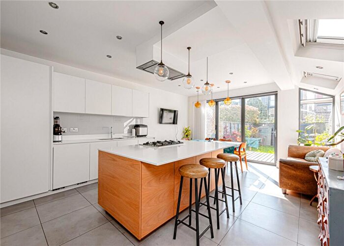 5 Bedroom Terraced House To Rent In Leighton Gardens, London, NW10