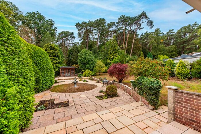 5 Bedroom Detached House For Sale In Long Lane, Hermitage, Thatcham, Berkshire, RG18