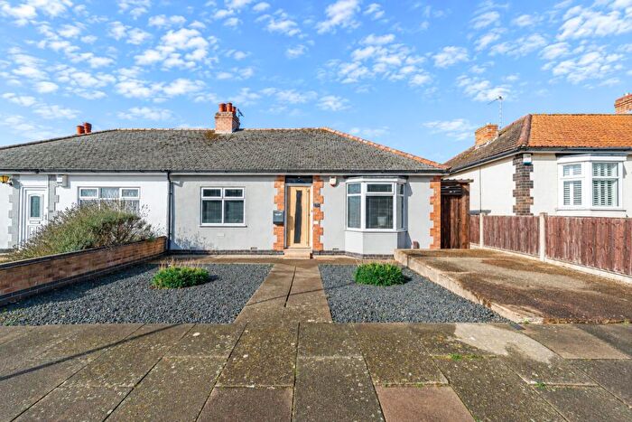 2 Bedroom Semi-Detached Bungalow For Sale In Compass Road, Off Scraptoft Lane, Leicester, LE5