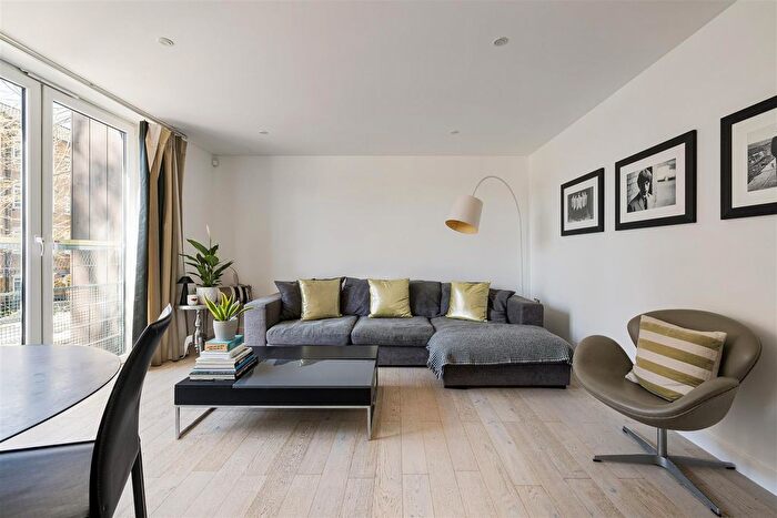 1 Bedroom Flat For Sale In Coleman Fields, Islington, N1