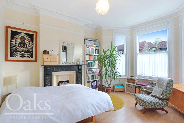 1 Bedroom Flat To Rent In Whiteley Road, London, SE19