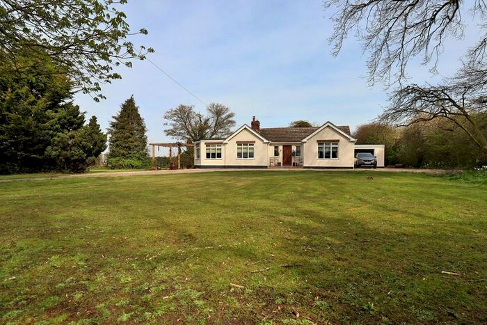 3 Bedroom Detached Bungalow For Sale In Forncett Road, Tharston, NR15