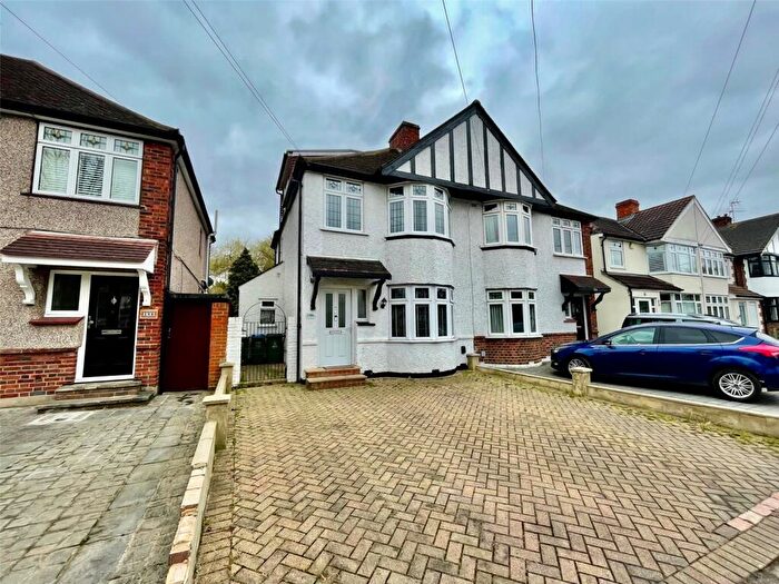 4 Bedroom Semi-Detached House For Sale In Willersley Avenue, Sidcup, Kent, DA15