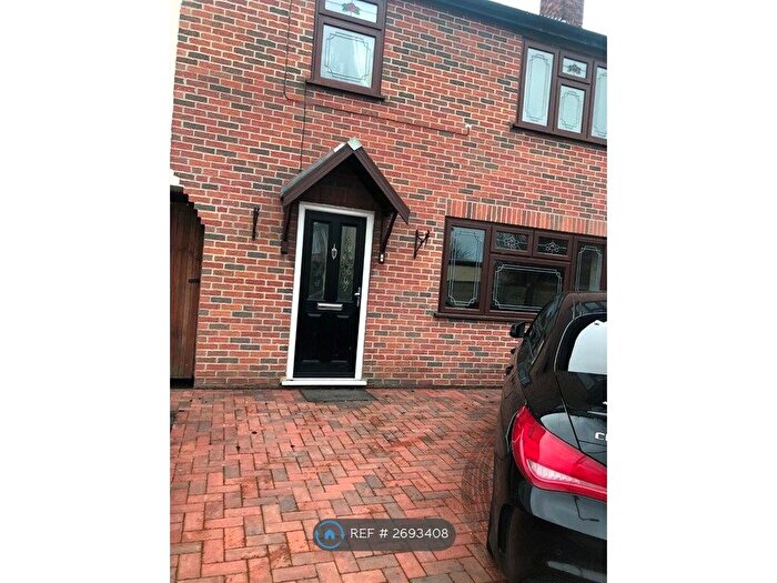 3 Bedroom Terraced House To Rent In Stockland Road, Romford, RM7