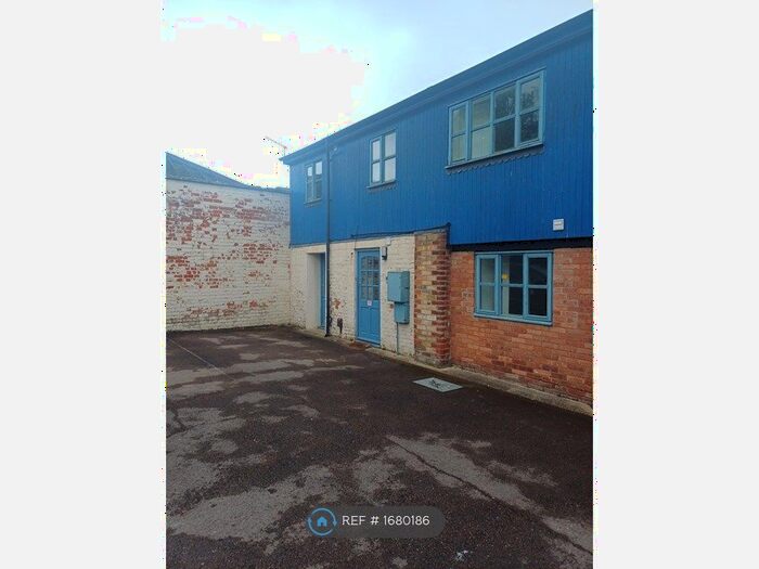 2 Bedroom Terraced House To Rent In Eastgate Street, Gloucester, GL1