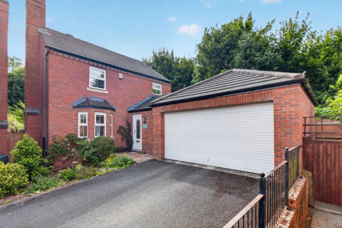 4 Bedroom Detached House For Sale In Farjeon Close, Ledbury, Herefordshire, HR8
