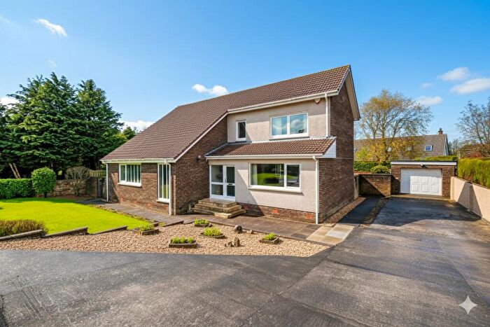 4 Bedroom Detached Villa For Sale In Altonhead Drive, Cunninghamhead, KA3